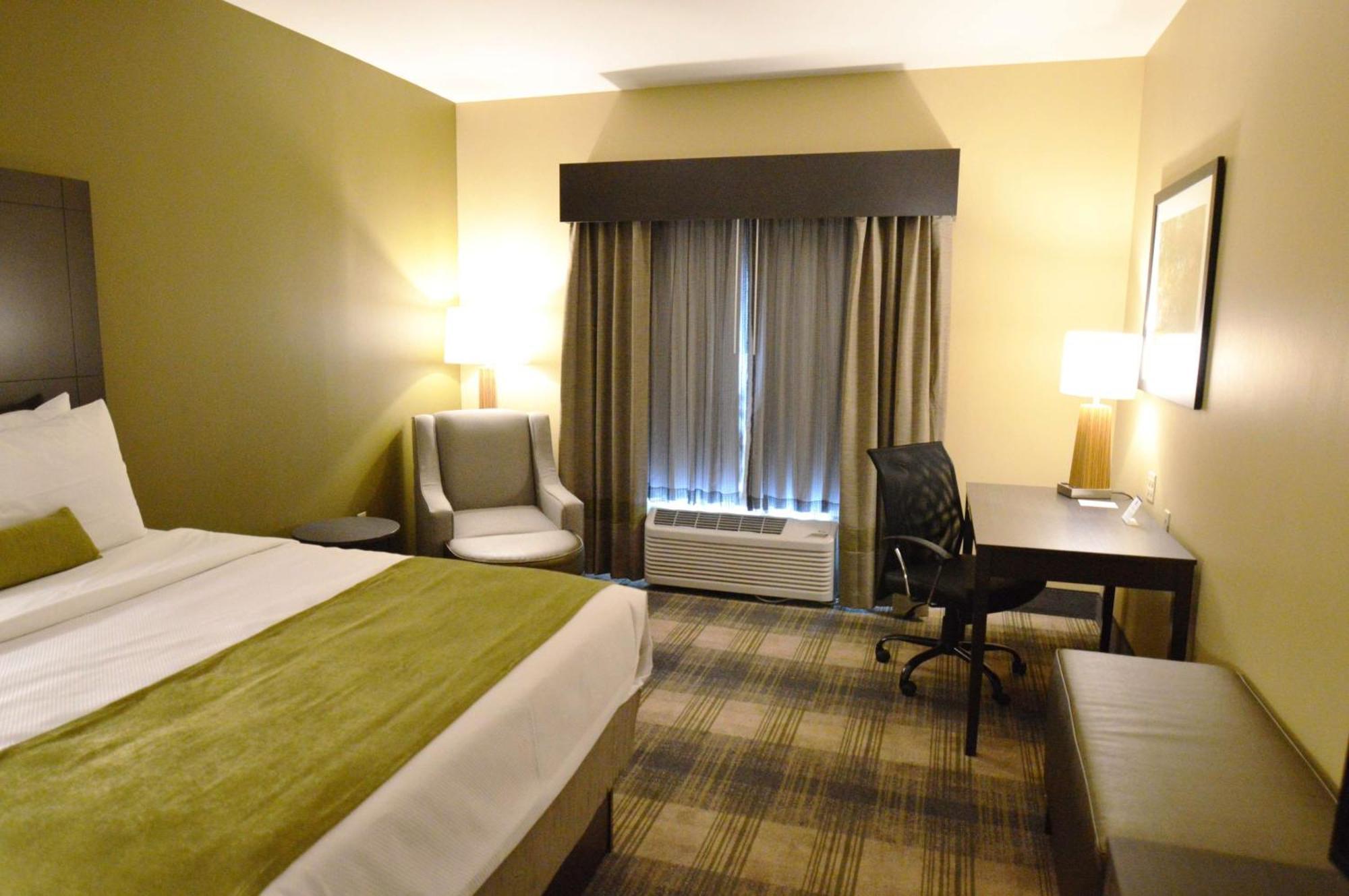 Queen Room Two Queen Beds,1281858958:JPEG